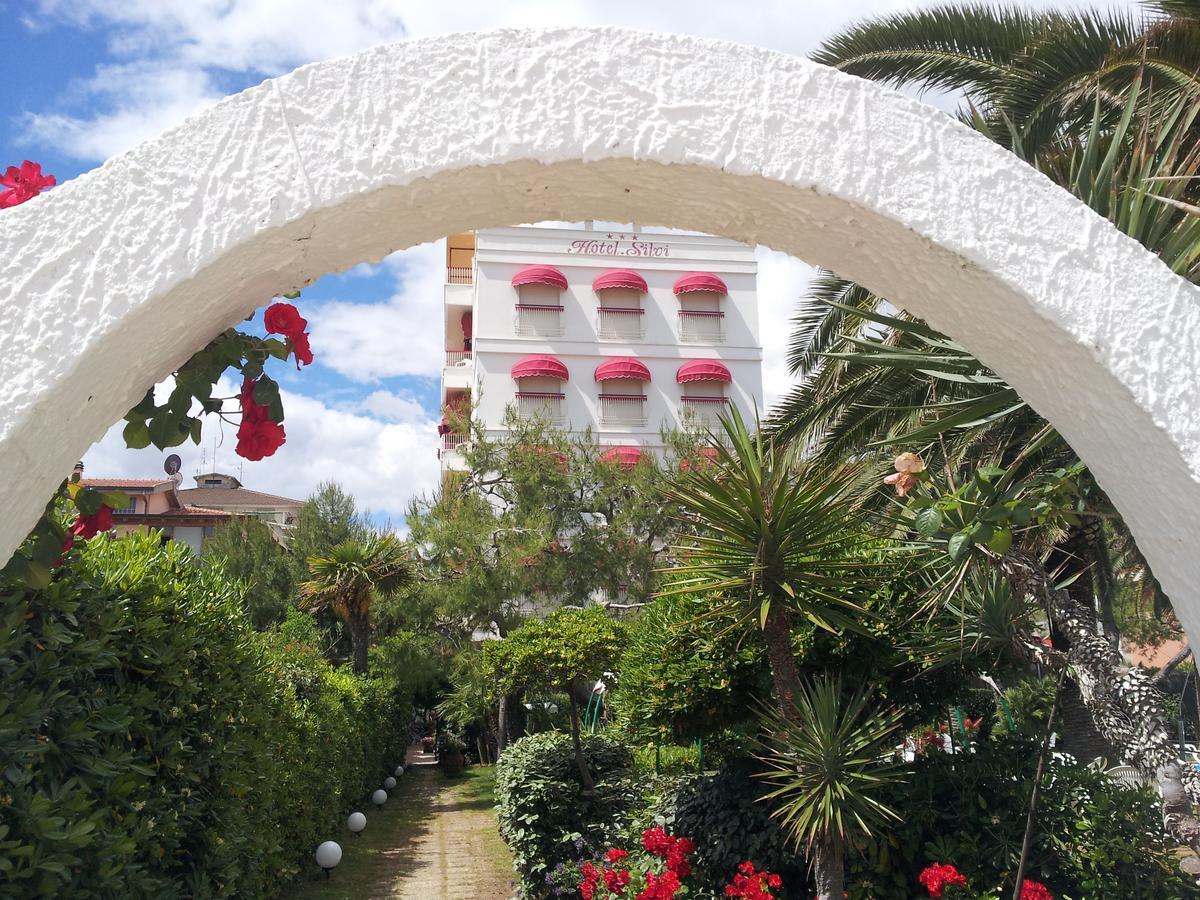 Hotel Silvi Silvi Marina Exterior foto