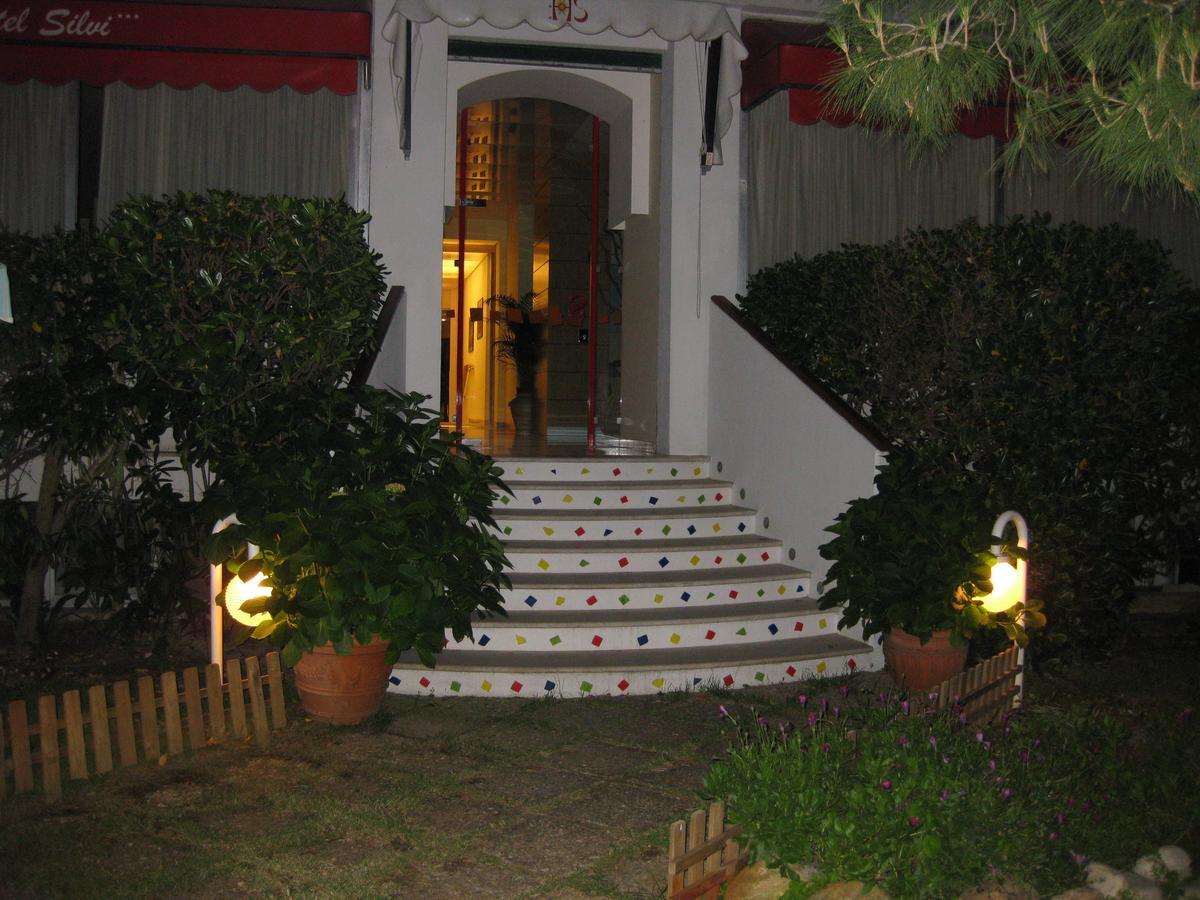 Hotel Silvi Silvi Marina Exterior foto